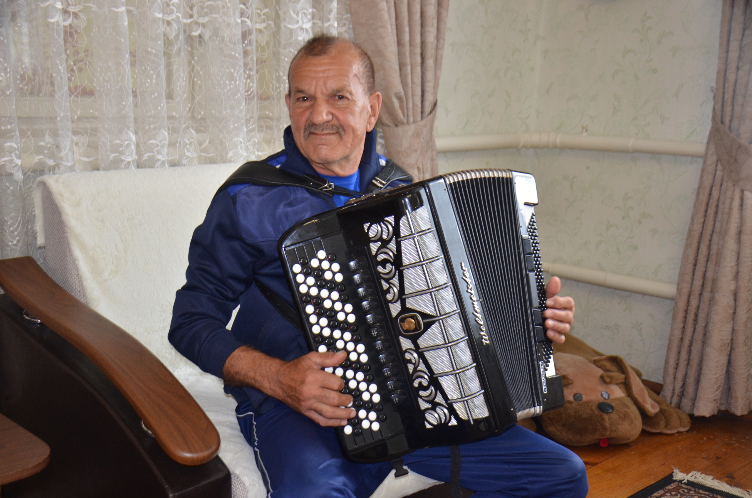 Радик Фәттахов. / М.Ягъфәрова фото
