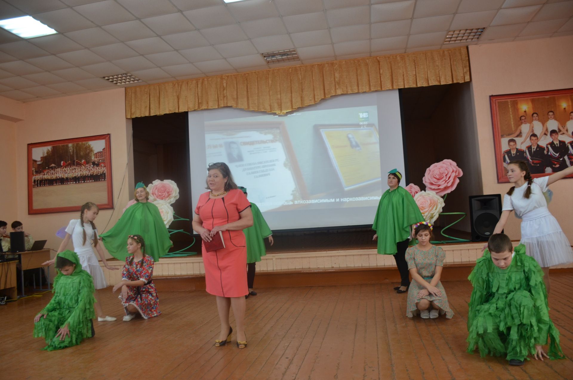 На конкурсе родительских комитетов в номинации "Самый творческий коллектив" победу одержала команда Кичкетанской школы