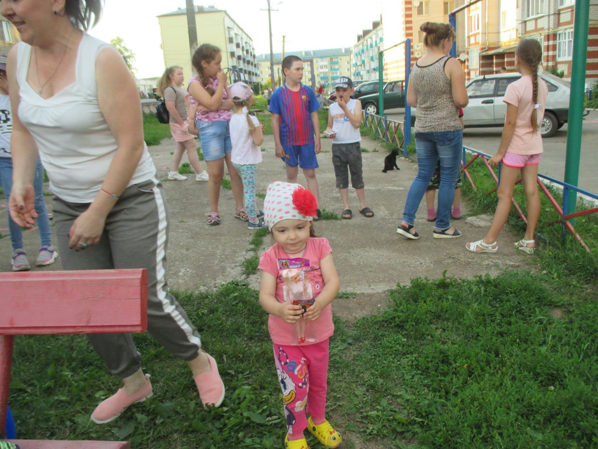 Актив ТОС «Альфа» организовал в своем дворе дома №2а по ул.М.Горького веселый спортивный праздник