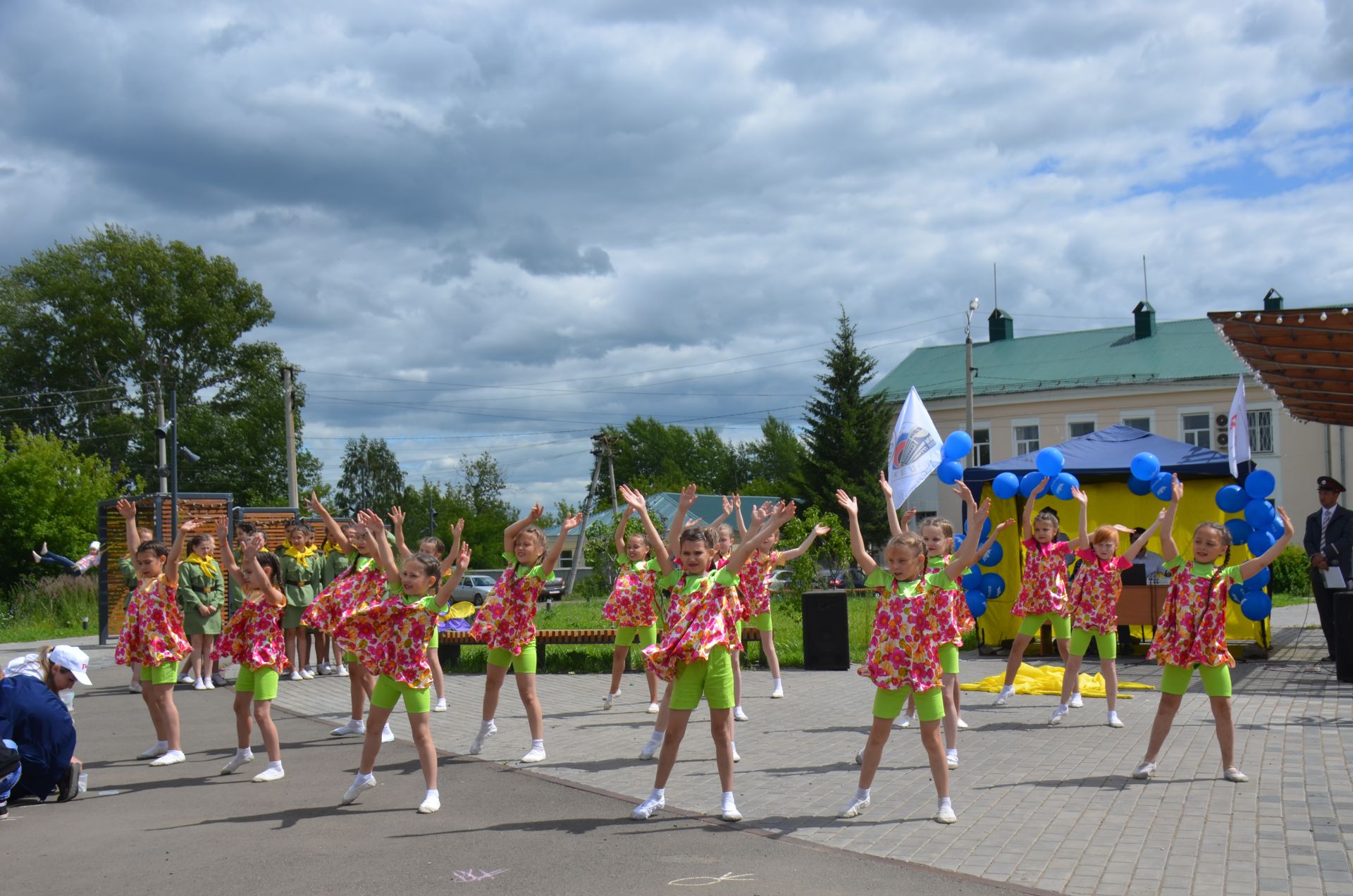 Агрызские железнодорожники отметили праздник