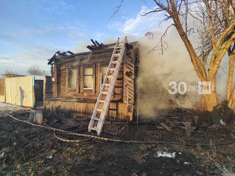 В Татарстане детям удалось спастись из пожара благодаря извещателю