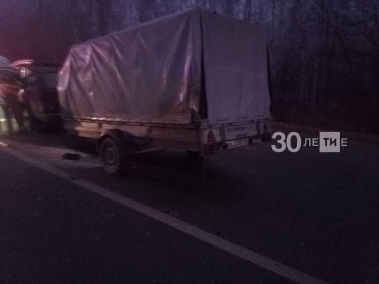 ДТП в Татарстане: погиб водитель легковушки (ФОТО)