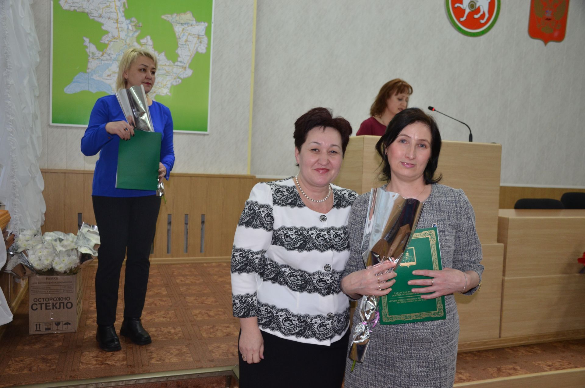 Медицинские работники Агрызского района награждены Почетной грамотой главы района