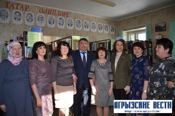 Депутат Госдумы России Альфия Когогина в преддверии праздника посетила Агрыз