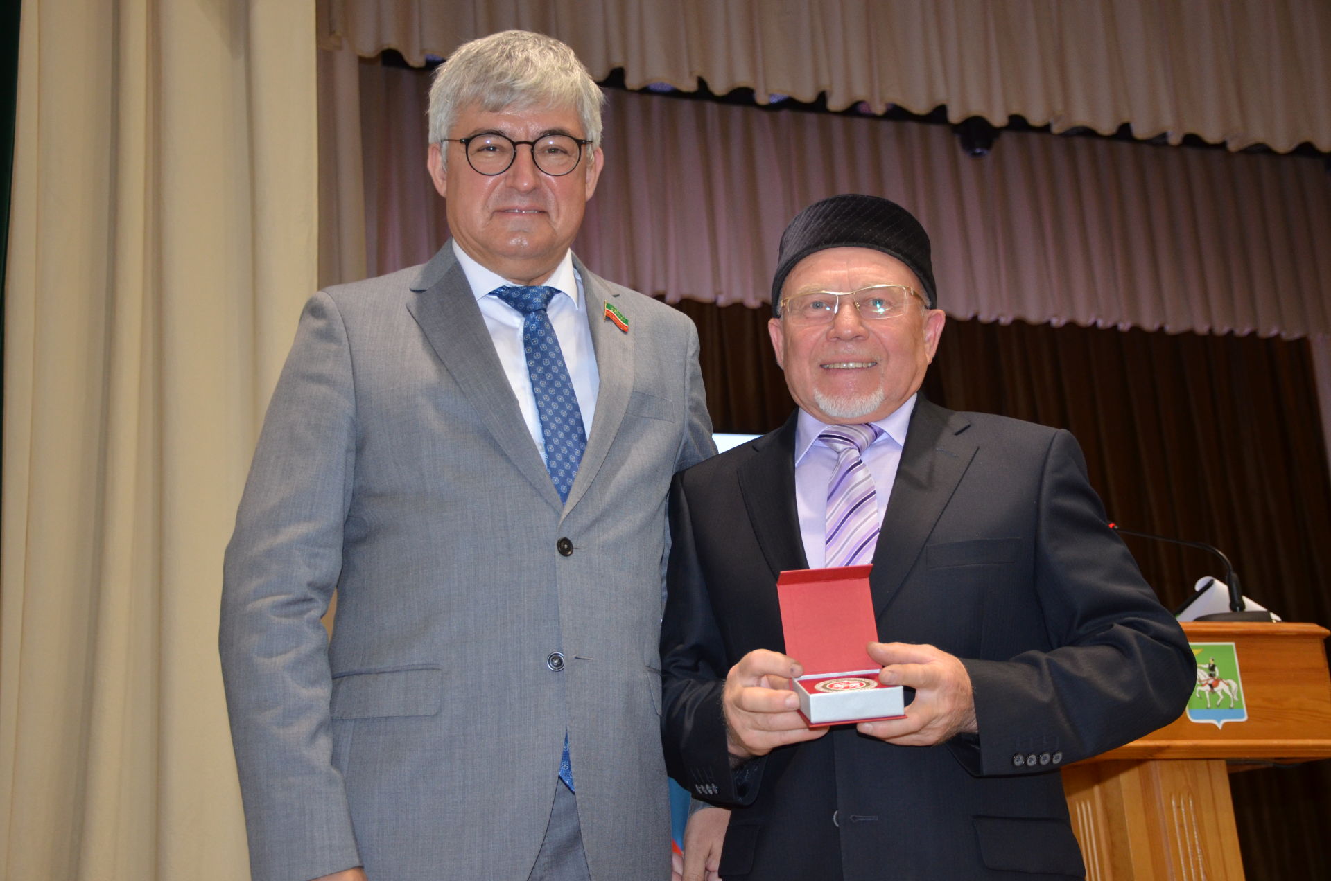 Агрызцы удостоены медали "100 лет ТАССР”
