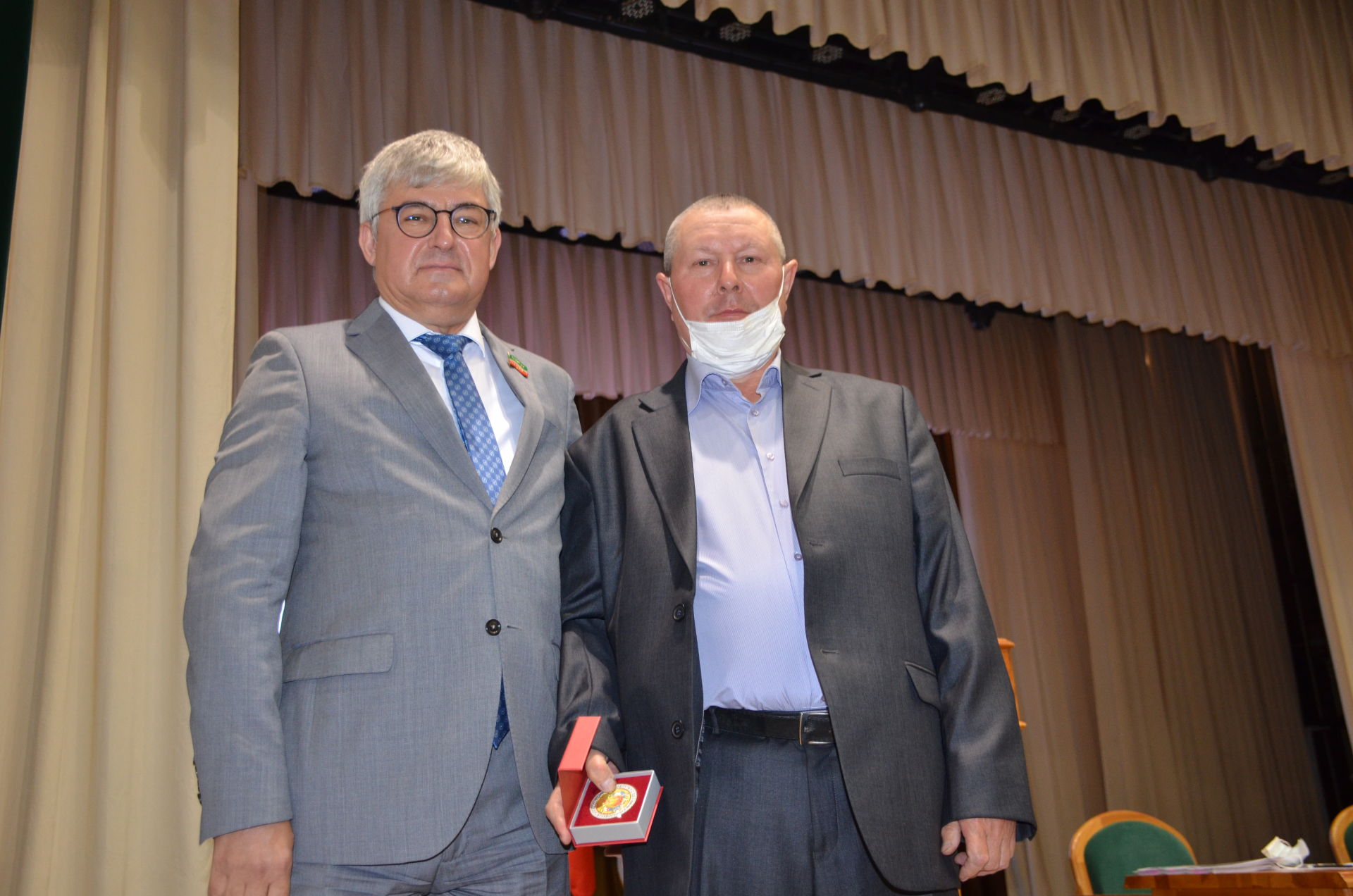 Әгерҗелеләр “ТАССРның 100 еллыгы” медален алды