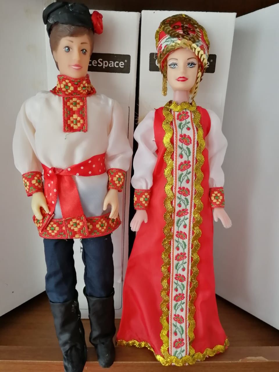 В Терсях открыли выставку национальных кукол 