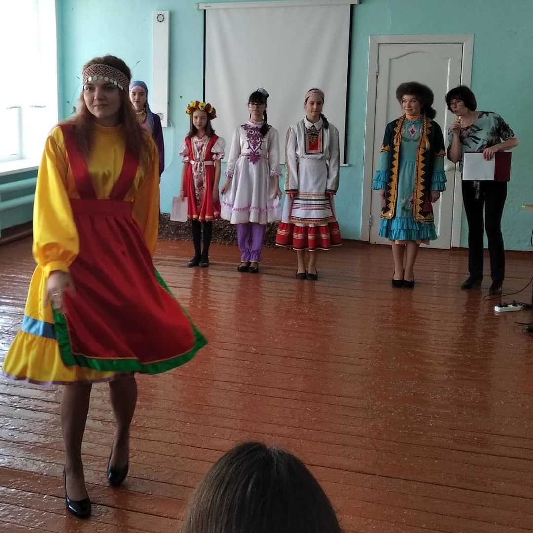 В приюте "Ласка" прошел конкурс "Национальная красавица"
