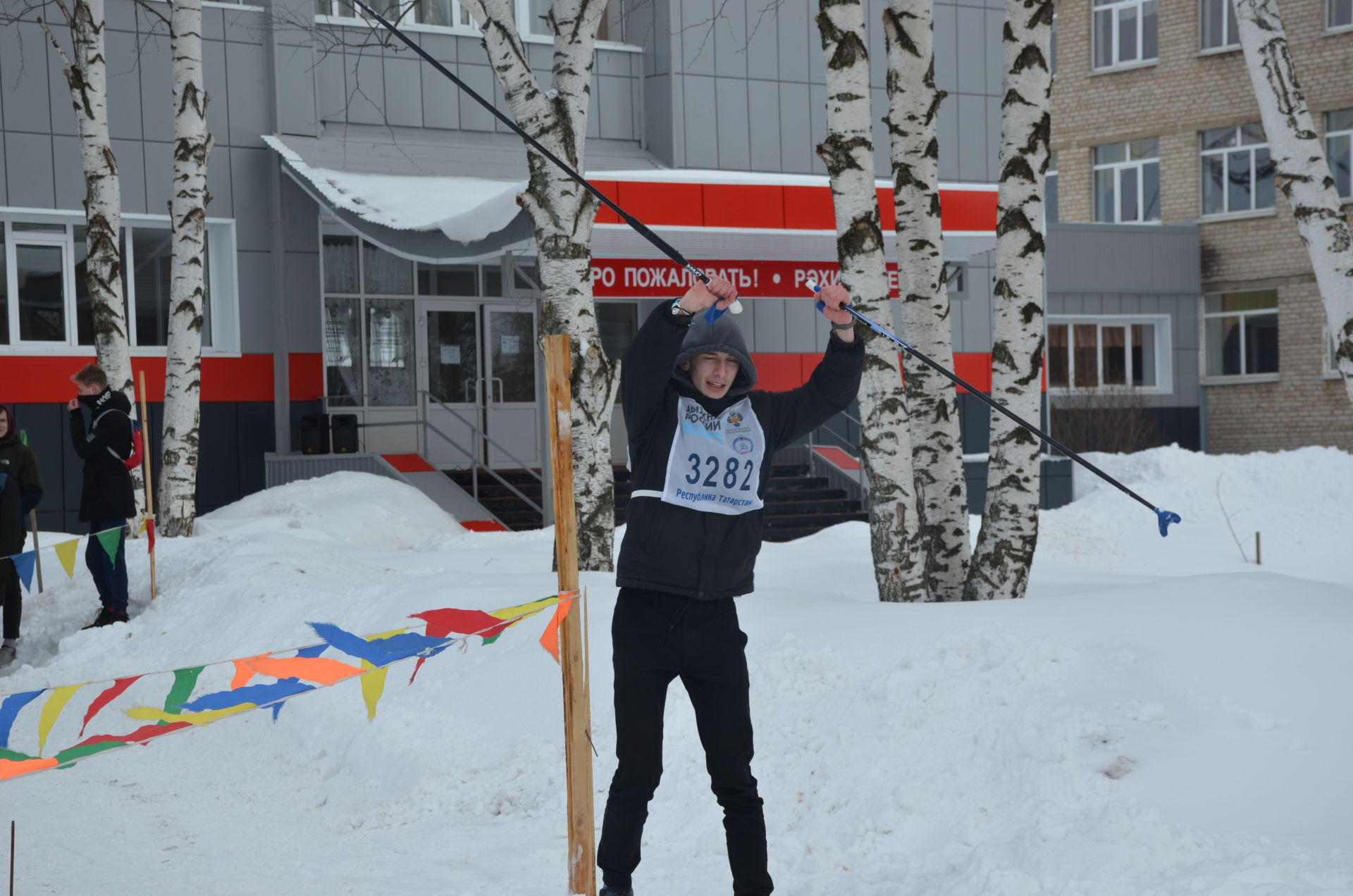 Студенты колледжа посоревновались в лыжных гонках (ФОТО)