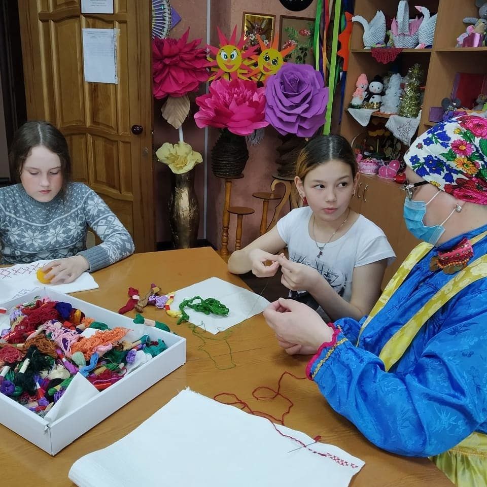 Воспитанники приюта «Ласка» знакомятся с марийской культурой