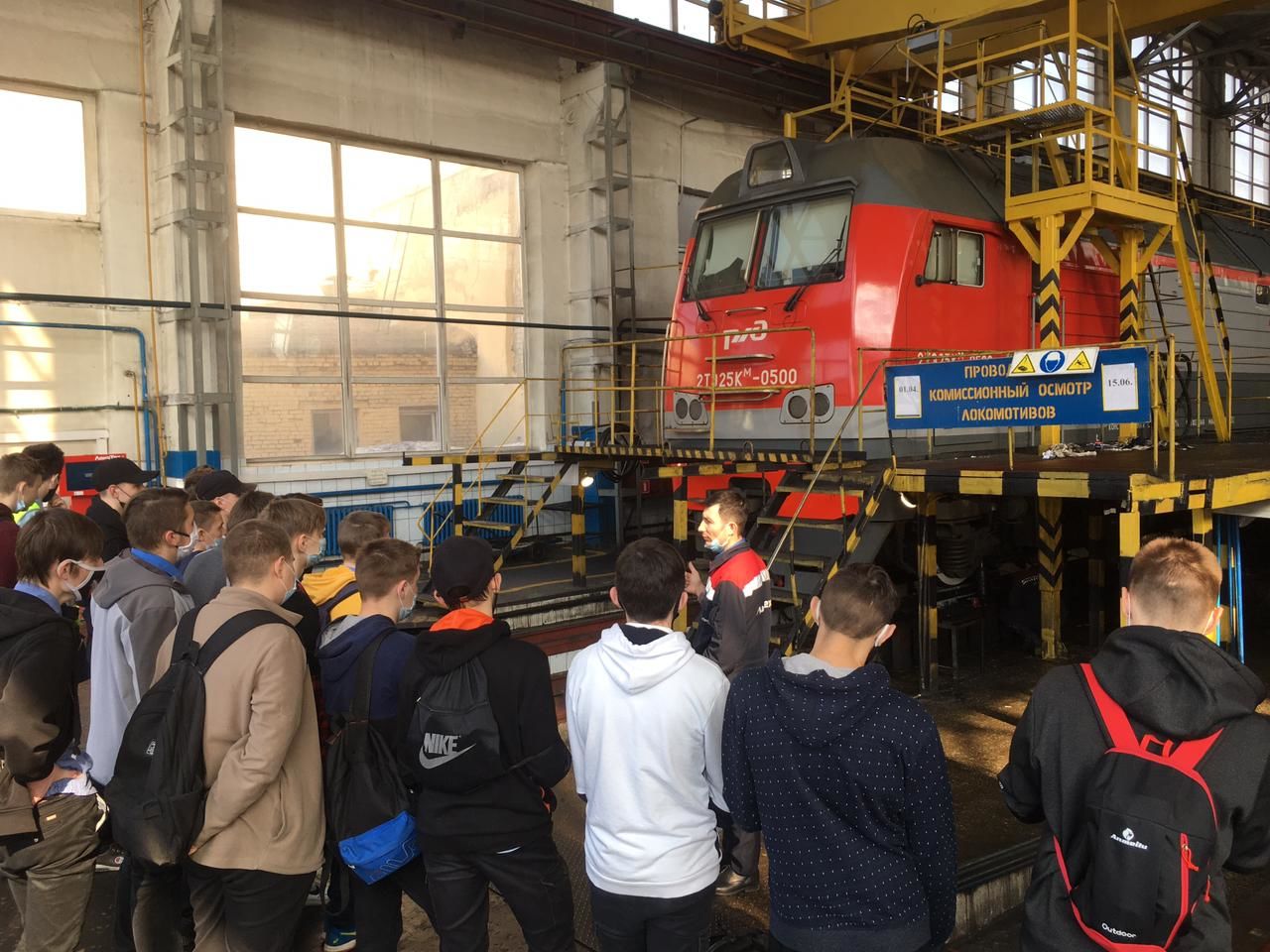 Сервисное локомотивное депо Агрыз-Южный филиала «Западный» стало участником Всероссийской акции «Неделя без турникетов»