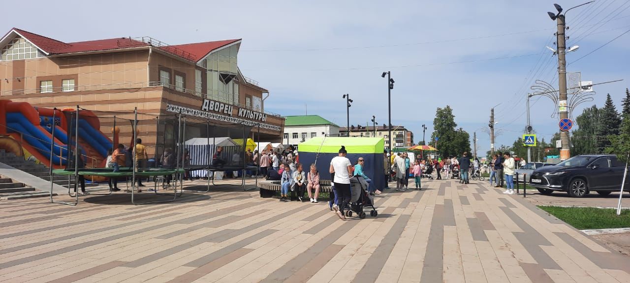 Сегодня в Агрызе проходит праздник детства