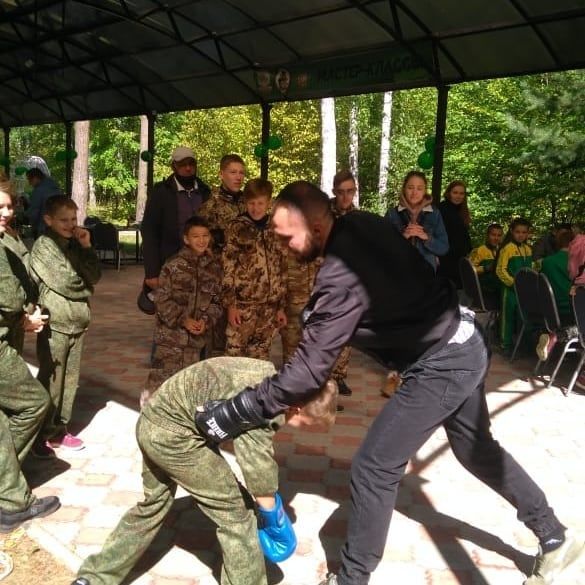 Дети из приюта "Ласка" приняли участие в слете "Робинзон"