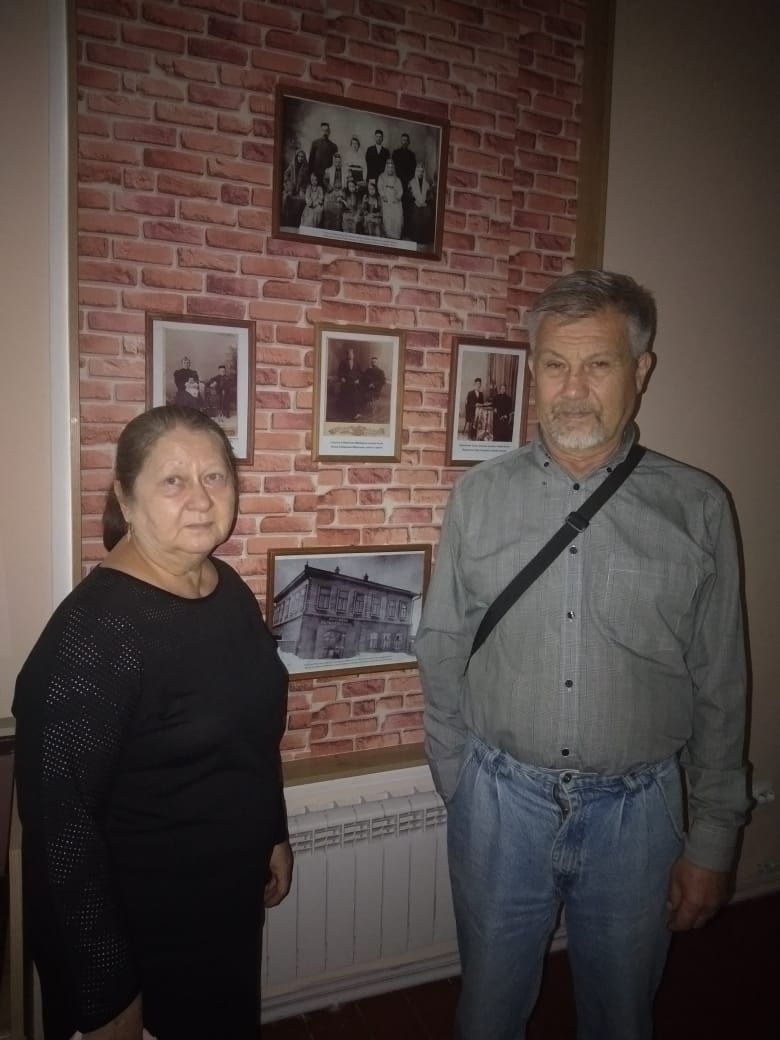 Музей истории села Иж-Бобьи посетил правнук купца-благотворителя Ахметзяна Тараканова