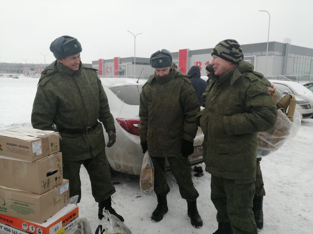 Администрация Агрызского района навестила мобилизованных в Казани