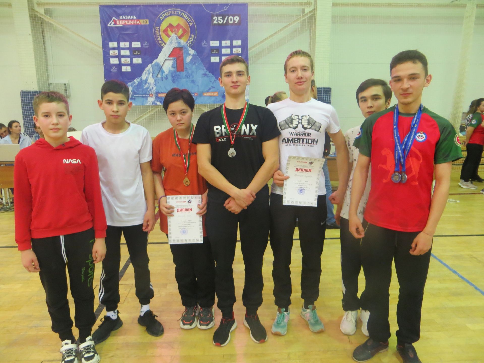 Армрестлеры Агрыза показали отличные результаты на соревнованиях в Чистополе