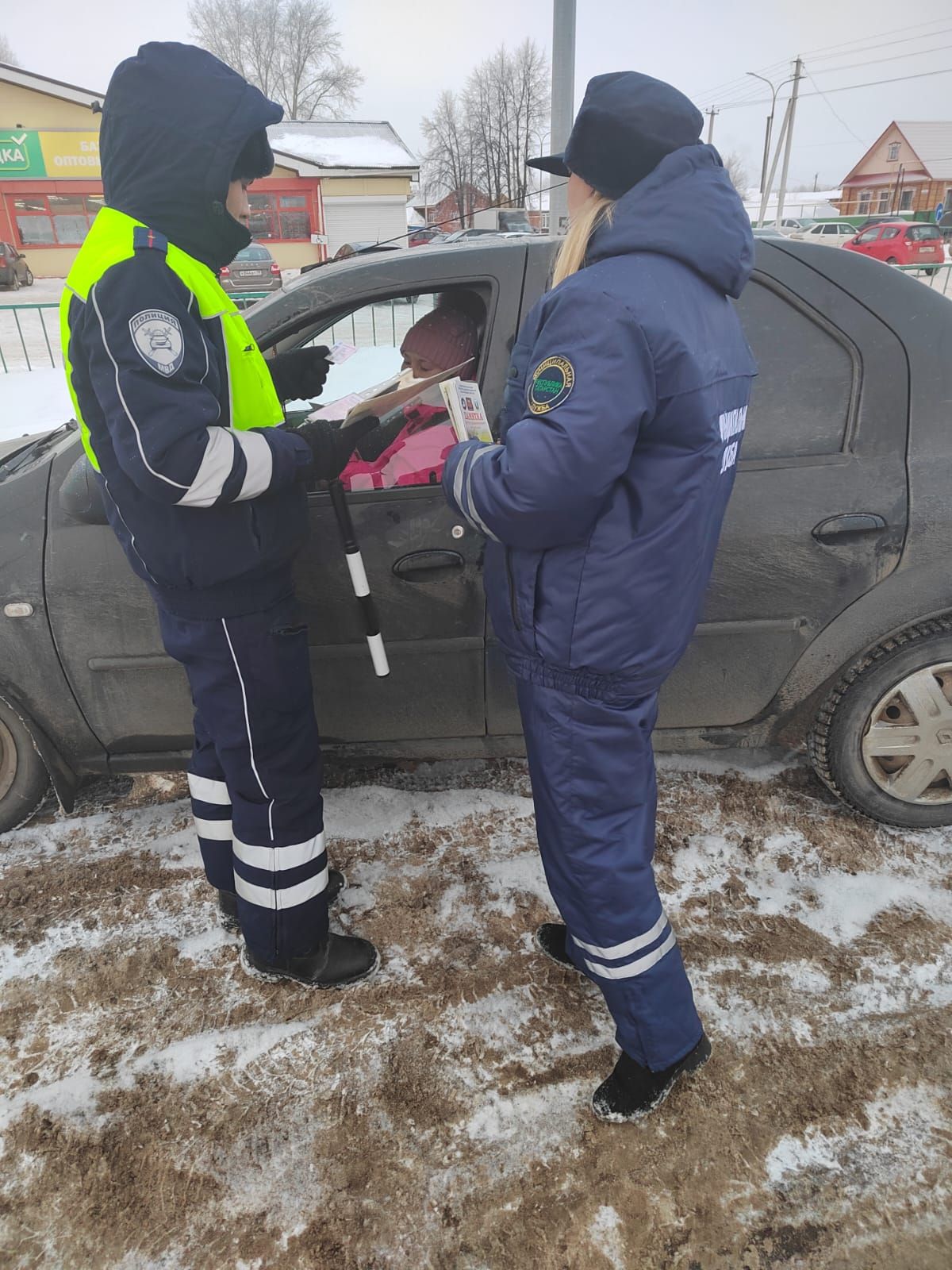 В Агрызе прошла акция «Ребенок-главный пассажир»