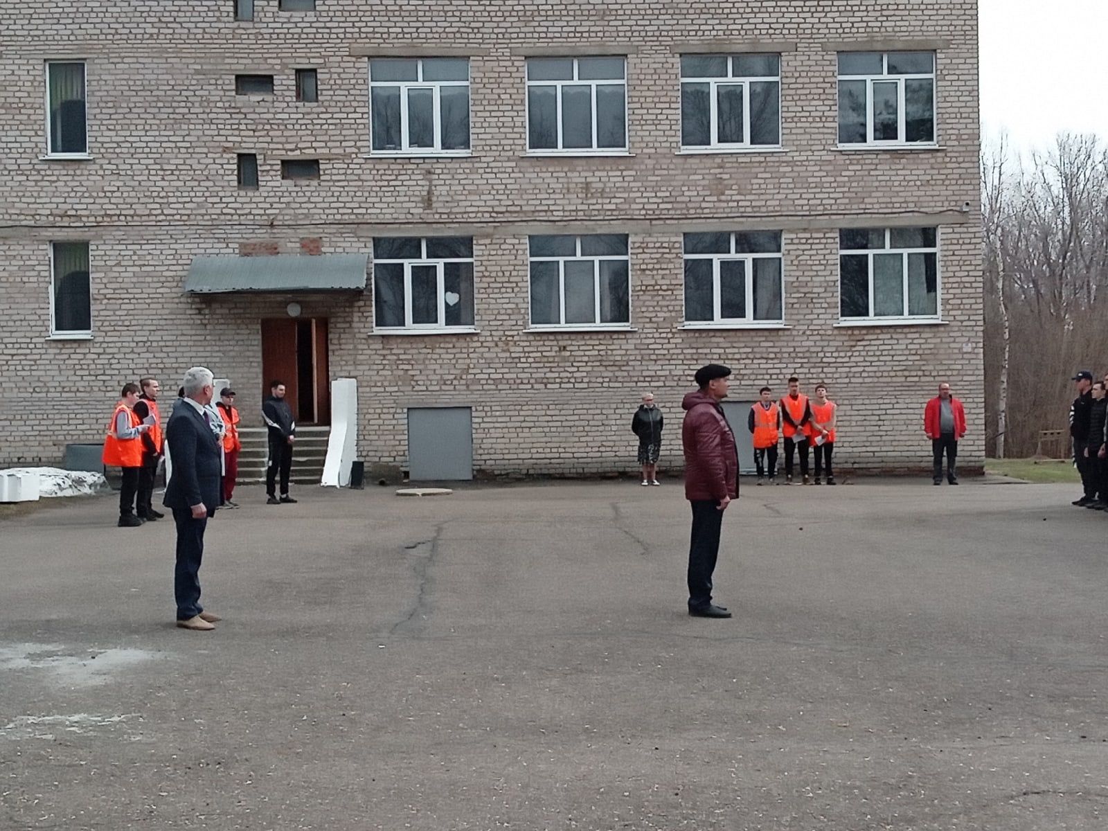 Для студентов Агрыза прошла военно-спортивная игра​ "Зарница"