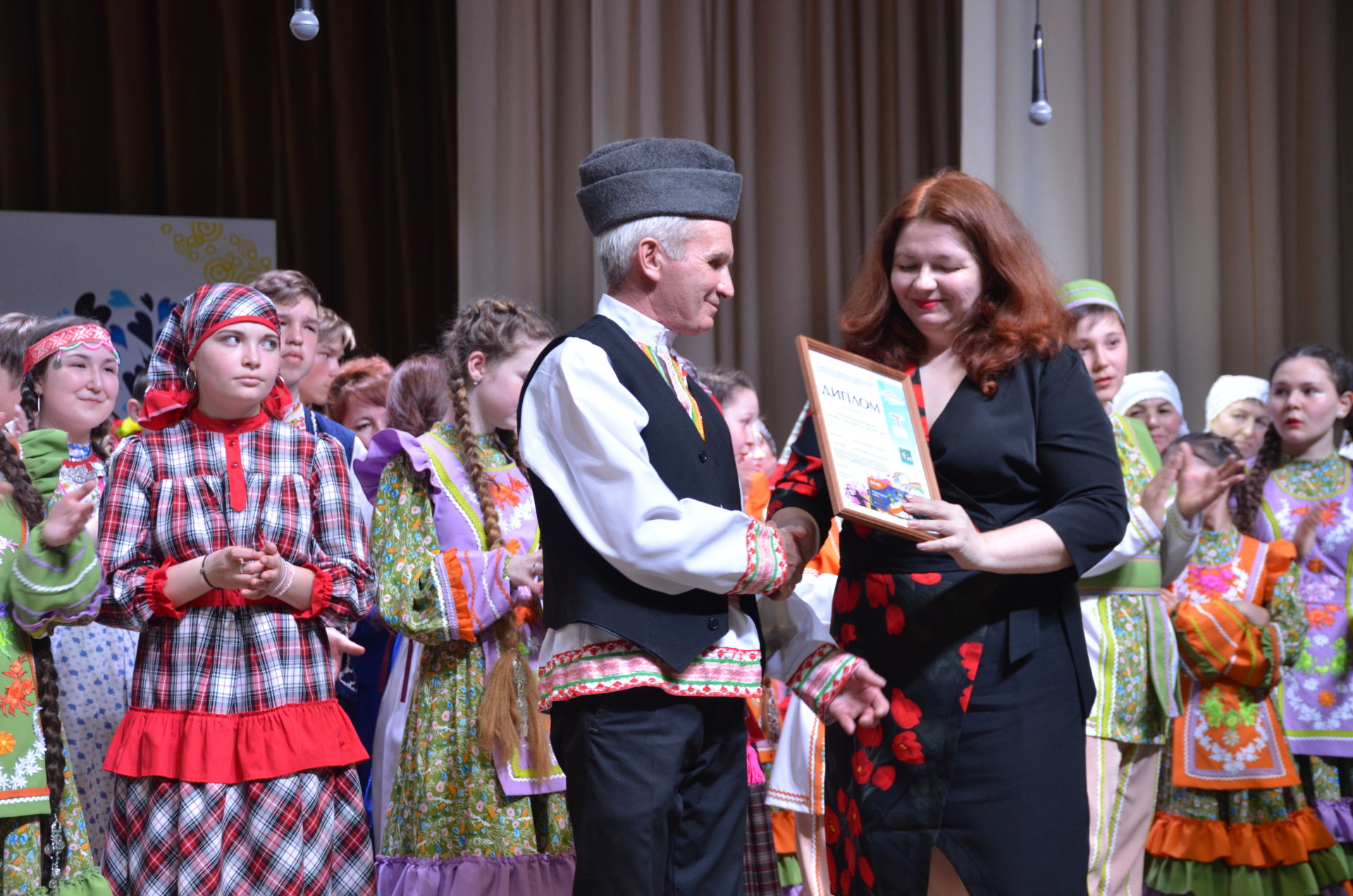 Названы победители в номинациях фестиваля «Радуга культур» в Агрызе