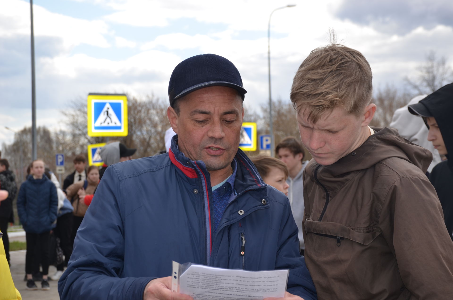 В Агрызе провели "Эстафету Мира" ко Дню Победы