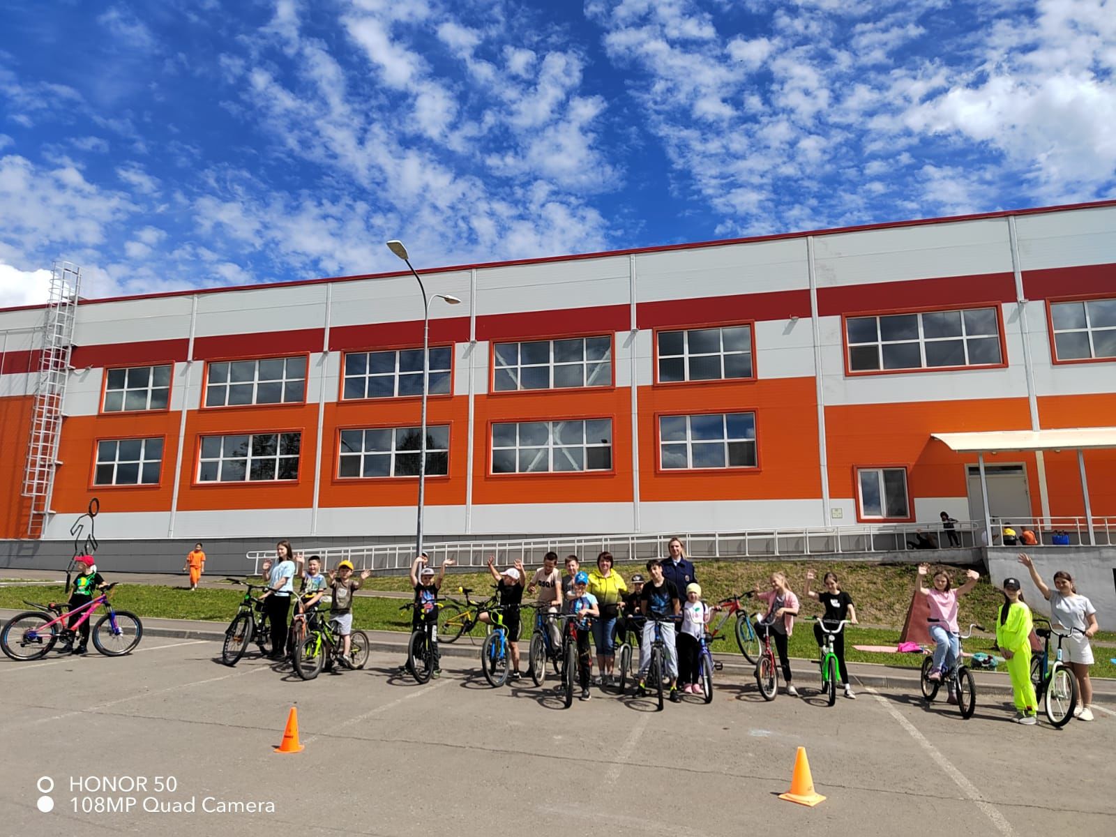 На базе "Олимпа" прошла детская велогонка "Велоралли Монте-Карло"