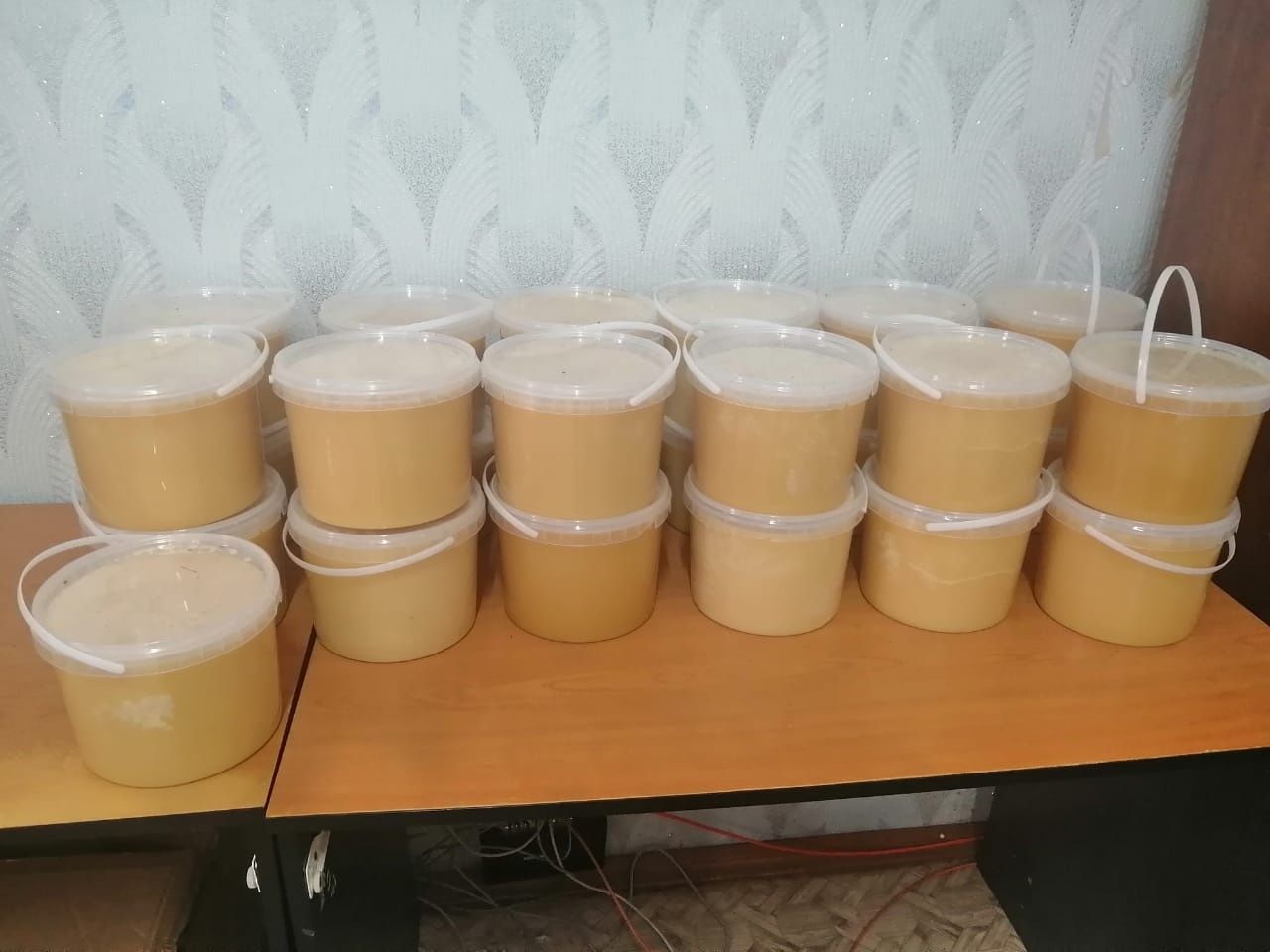 Бима умартачылары мобилизацияләнүчеләргә күчтәнәчкә бал җибәргәннәр