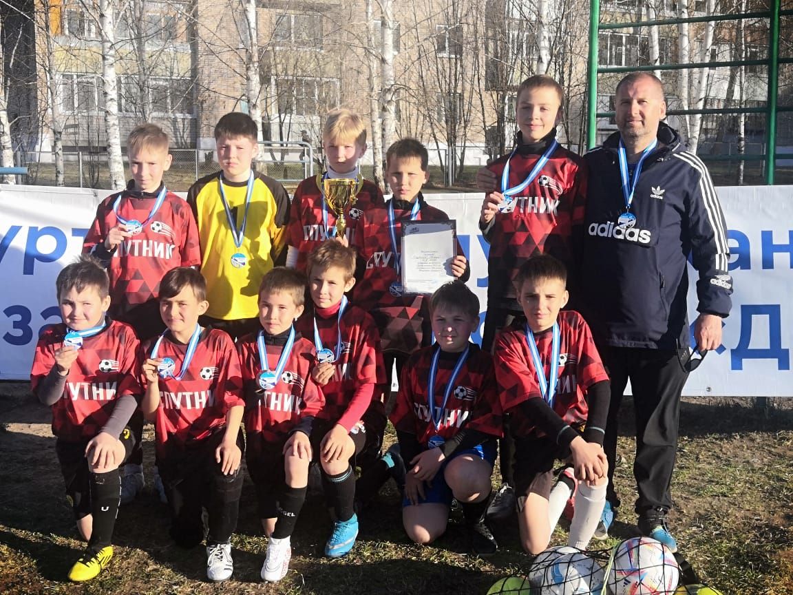 Юные футболисты Агрыза отправились на трехдневные соревнования в Камкое-Устье