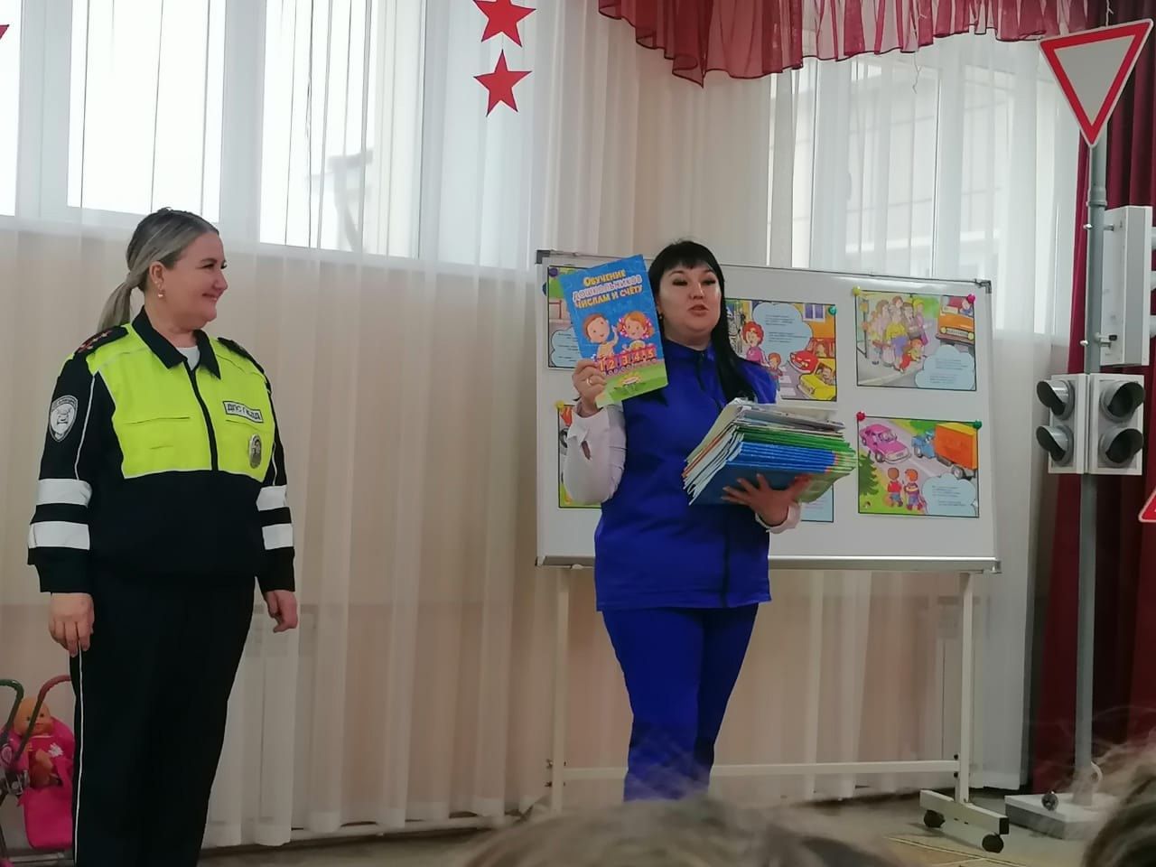 В детском саду №9 прошло мероприятие «Должны мы правила движения всегда и всюду соблюдать»
