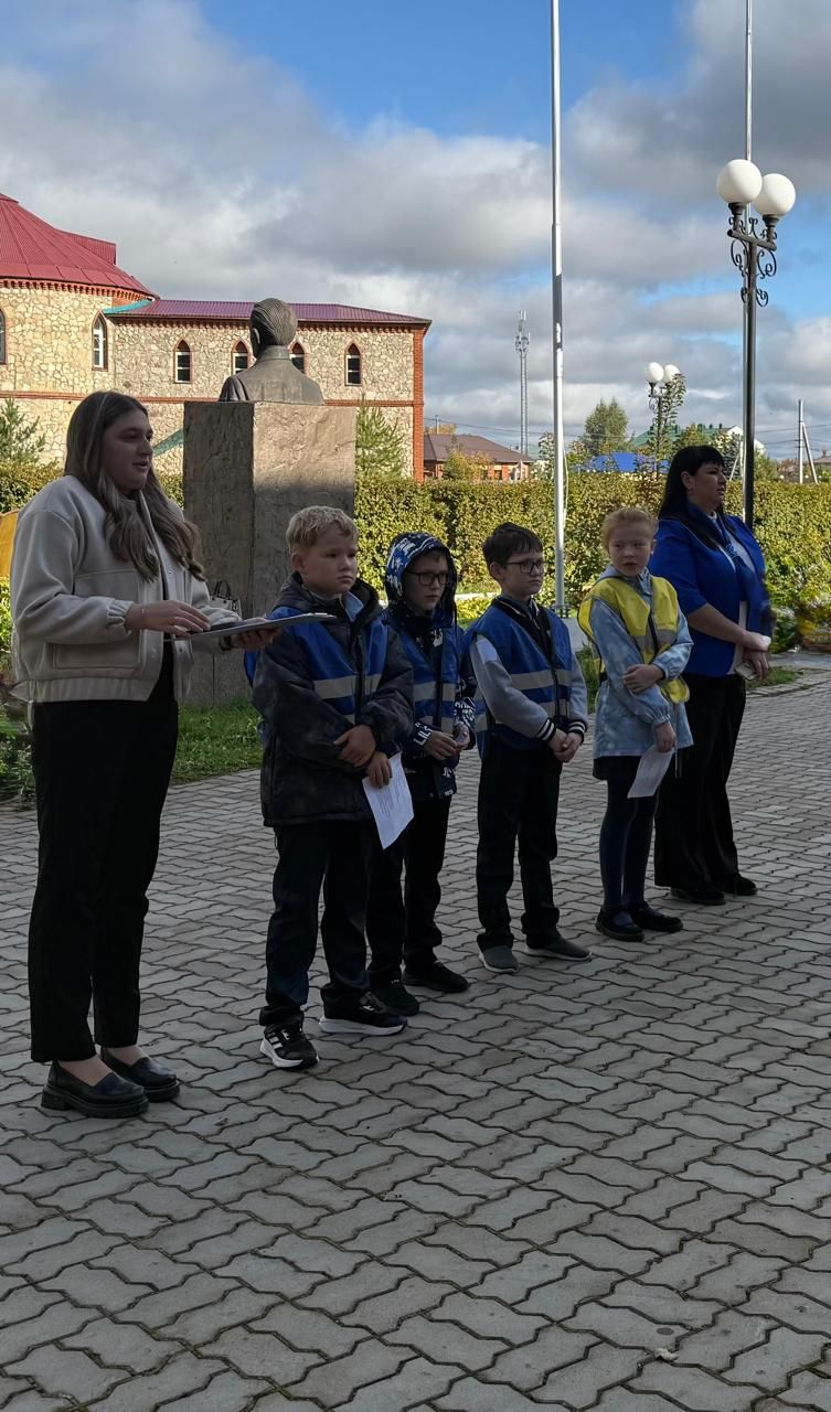 Первоклассники Агрызской школы №3 стали полноправными участниками дорожного движения