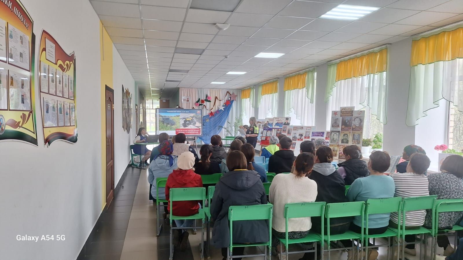 В Агрызском районе для родителей учащихся 9-11 классов проходят родительские собрания по профилактике детского дорожного транспортного травматизма