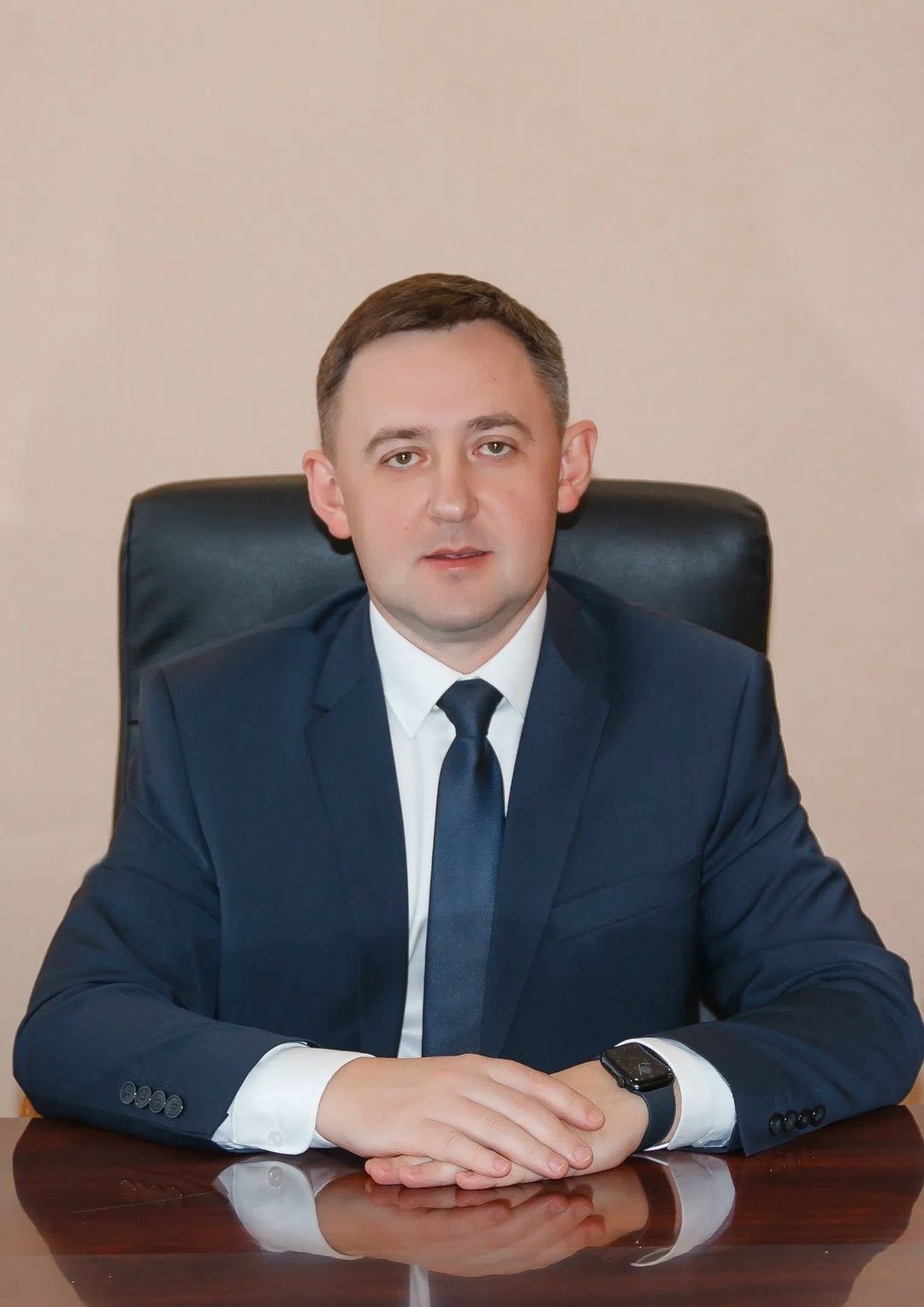 Ленар Нургаянов поздравил педагогов с Днем учителя