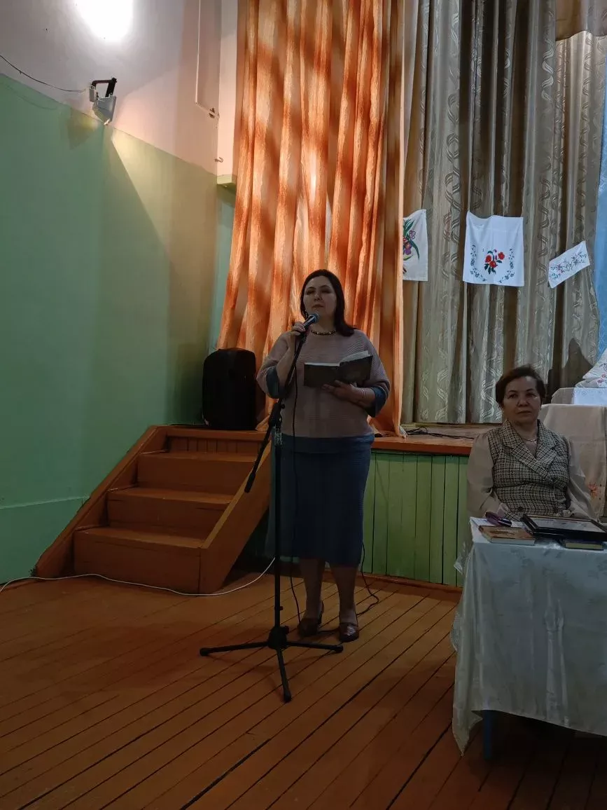 Яңавылда районыбыз каләм осталары очрашты