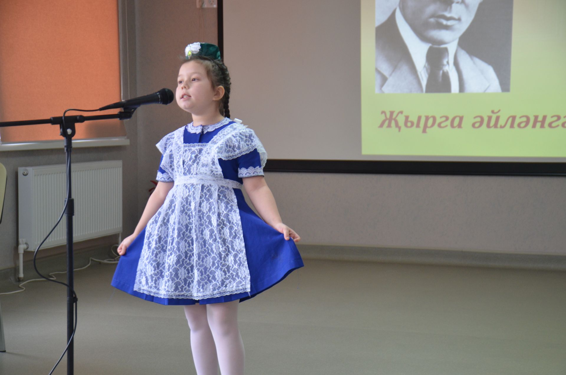 4нче мәктәптә Муса Җәлилнең тууына 120 ел тулуга багышланган шигырь бәйгесе узды