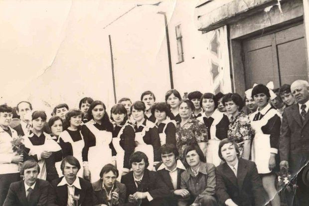 Выпуск-1981: спасибо учителям и школьной дружбе