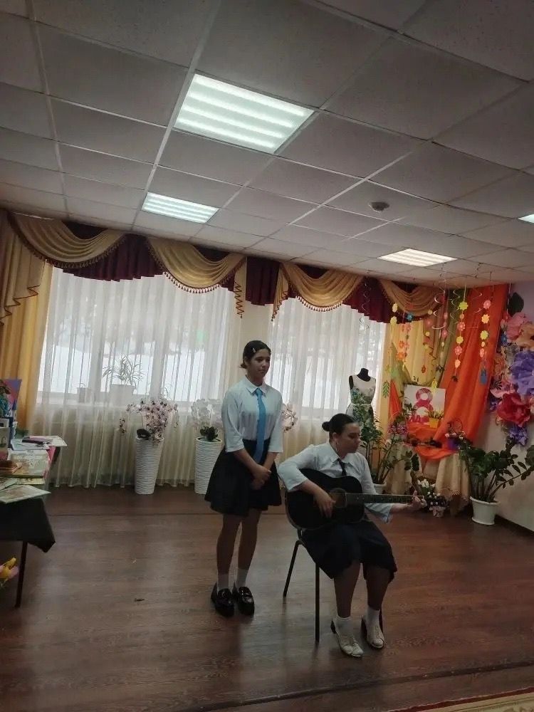 В приюте «Ласка» отметили Международный женский день праздничным концертом
