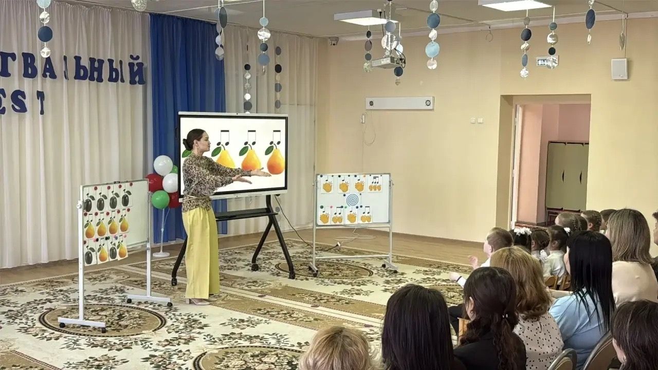 В Агрызе прошёл «Полилингвальный фест»