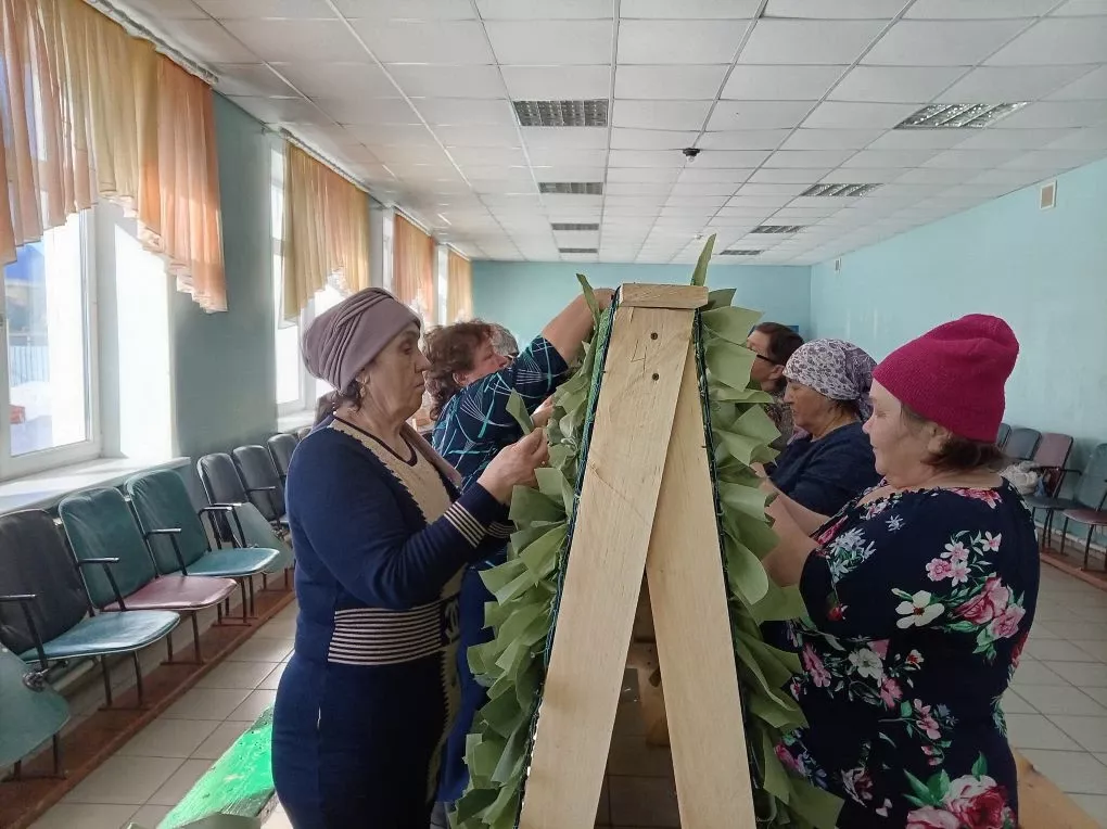 Исәнбай волонтерлары хәрбиләргә ярдәм итә: бердәмлек – җиңүгә юл