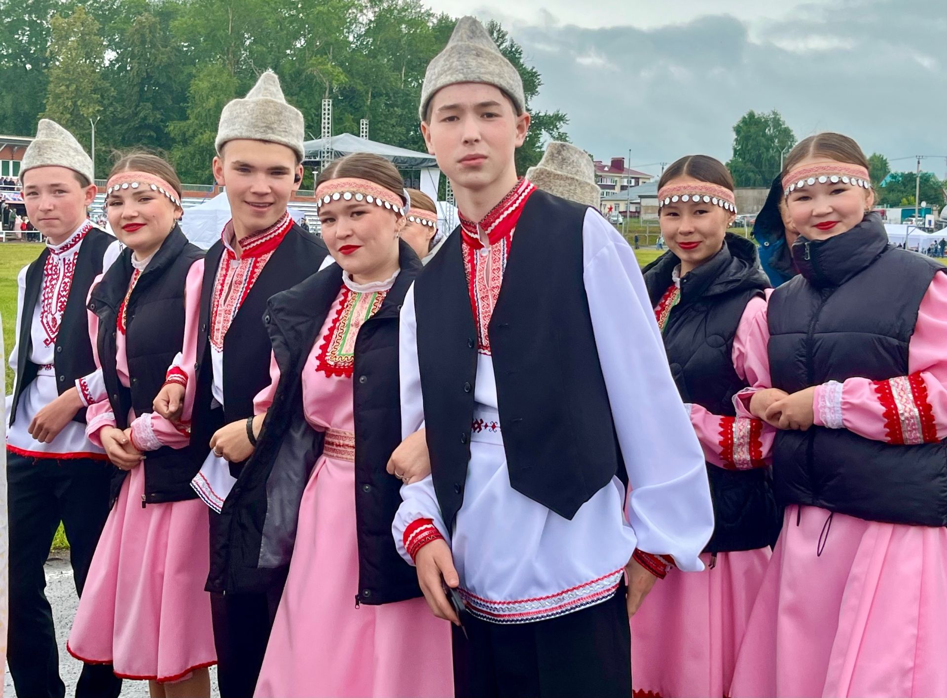 «Эр ӱжара» выступил с концертной программой на празднике в Каракулинском районе
