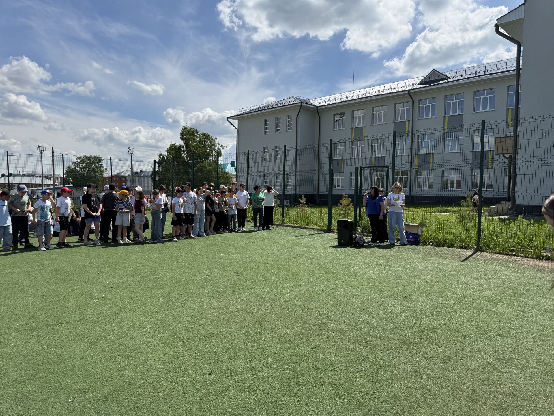 Безопасные каникулы: в школе № 4 Агрыза прошёл «День безопасности»