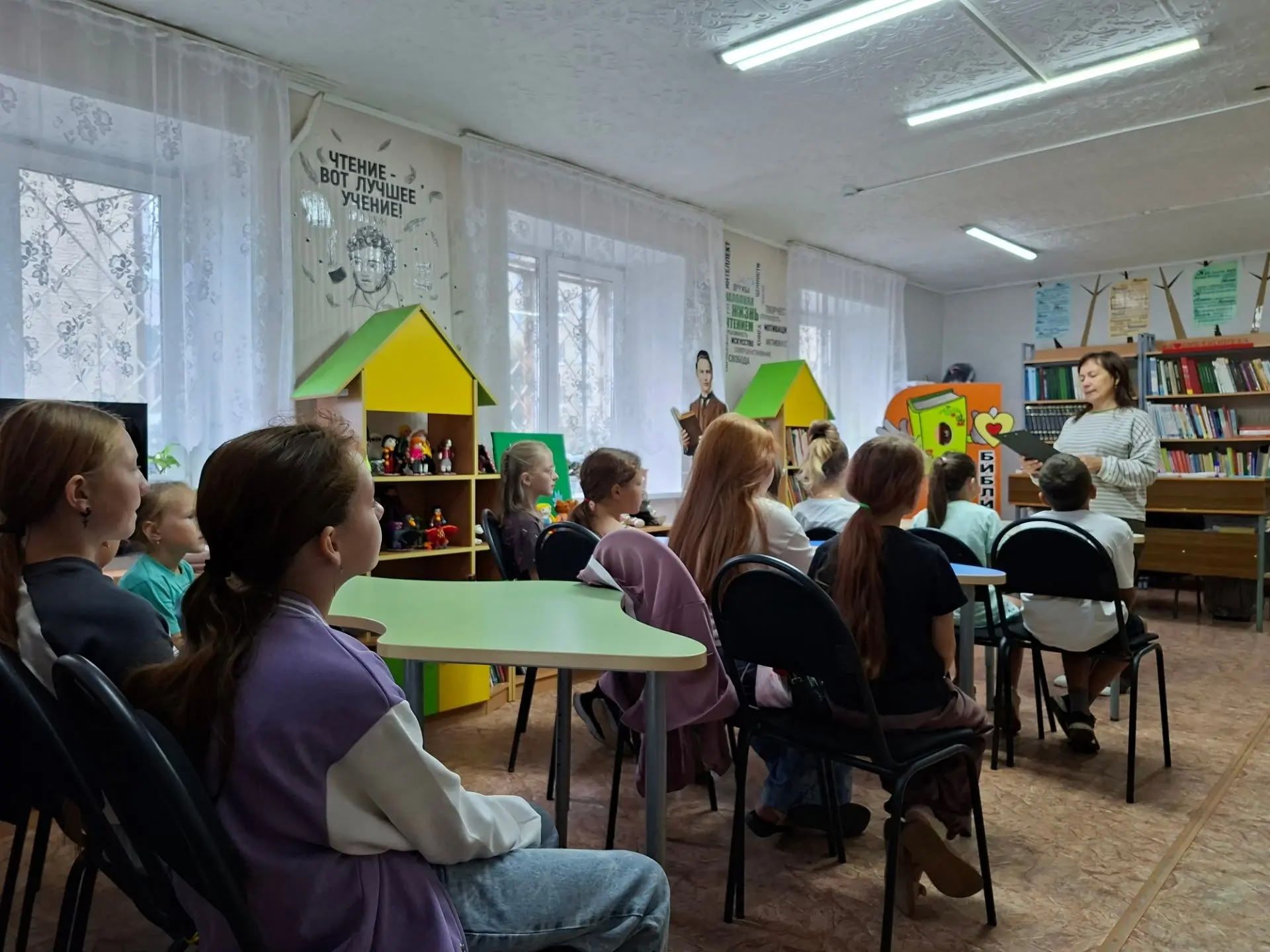 В Центральной детской библиотеке состоялась встреча волонтёрского клуба «Доктор Китапкин»