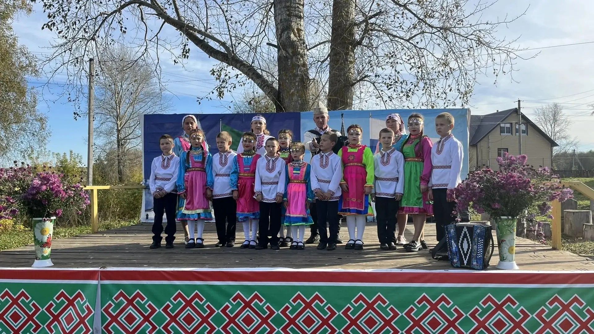 Для пожилых жителей Бим и Пелемеша организовали праздник на природе