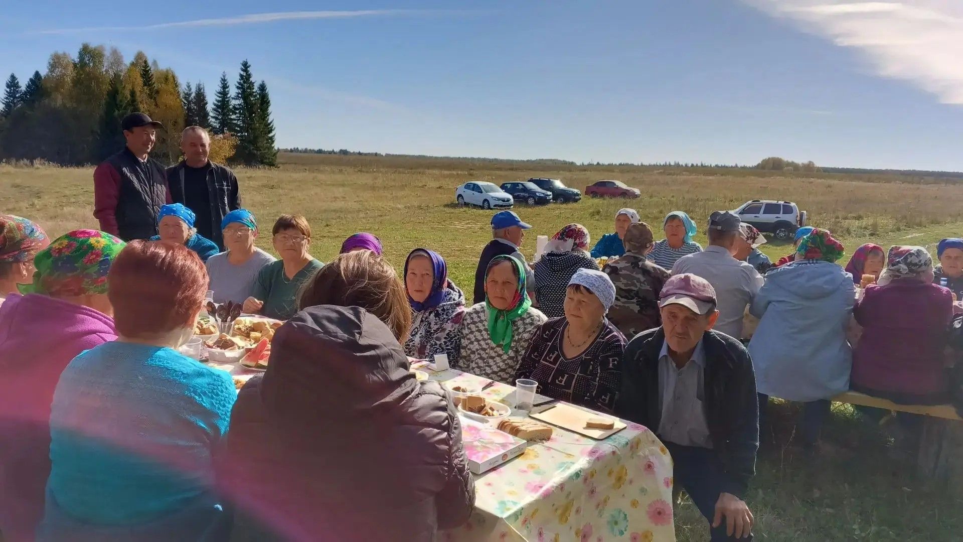Для пожилых жителей Бим и Пелемеша организовали праздник на природе