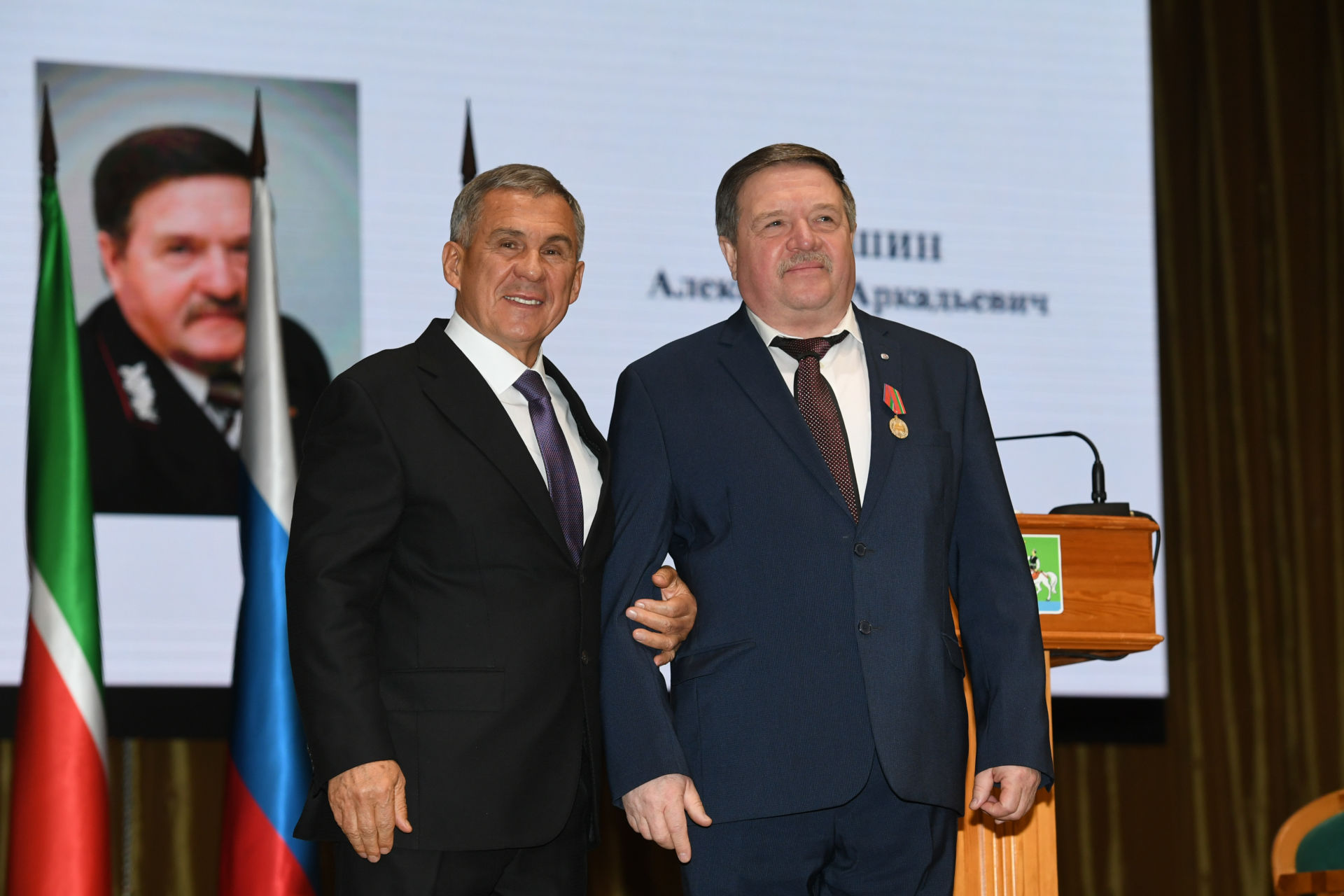 Награждение на итоговой сессии Совета Агрызского района