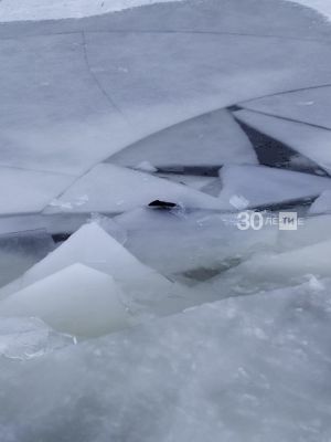 В МЧС рассказали о толщине льда в местах массового выхода рыбаков на лед