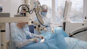 АО «Транснефть – Прикамье» помогло оснастить урологическое и офтальмологическое отделения Альметьевской ЦРБ