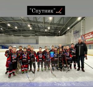 Хоккейная команда «Спутник» заняла 3 место в Менделеевске