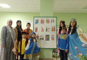 В Крындинском доме культуры состоялось мероприятие ко Дню языков народов России