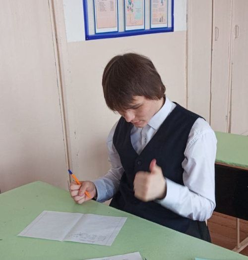 Бүген Исәнбай мәктәбендә “Көмеш каләм” район фестивале уза