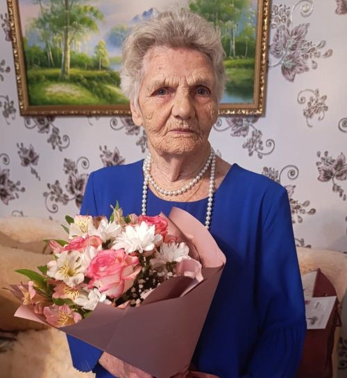 Труженица тыла из Агрыза встретила 95-летний юбилей