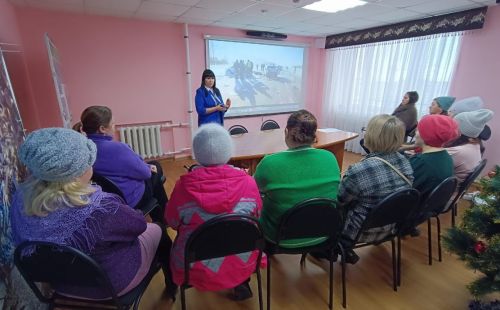 В комплексном центре «Надежда» прошел круглый стол на тему «Вместе за безопасность на дорогах»